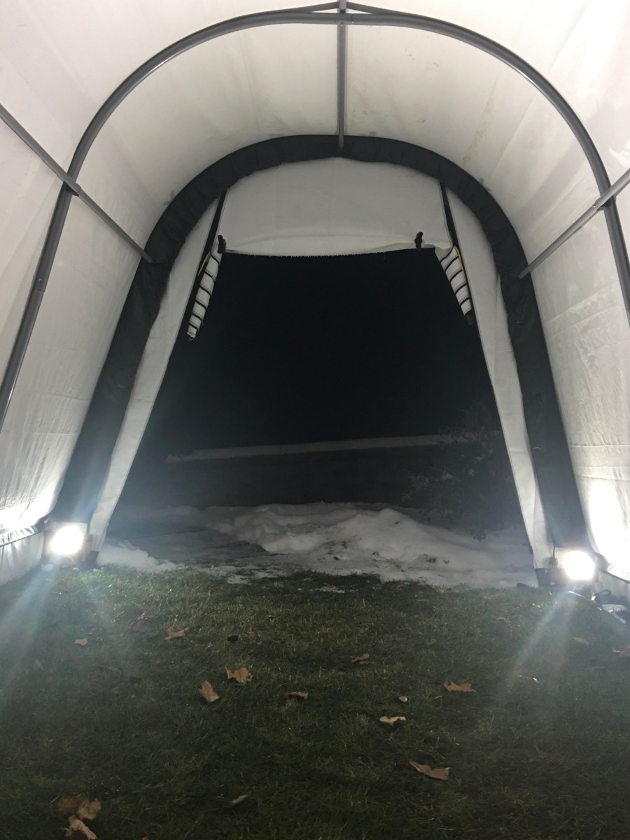 Potty Tent with Spotlights